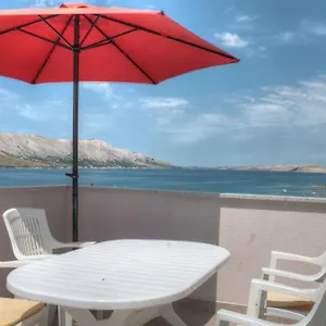 Petros Pag , Pag Town Kroatien
