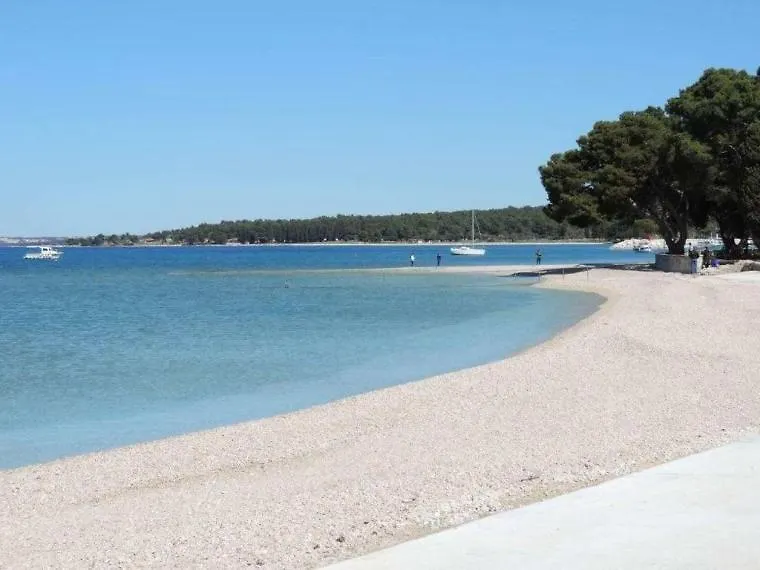 Guest house Apartments Mojeljeto Fazana